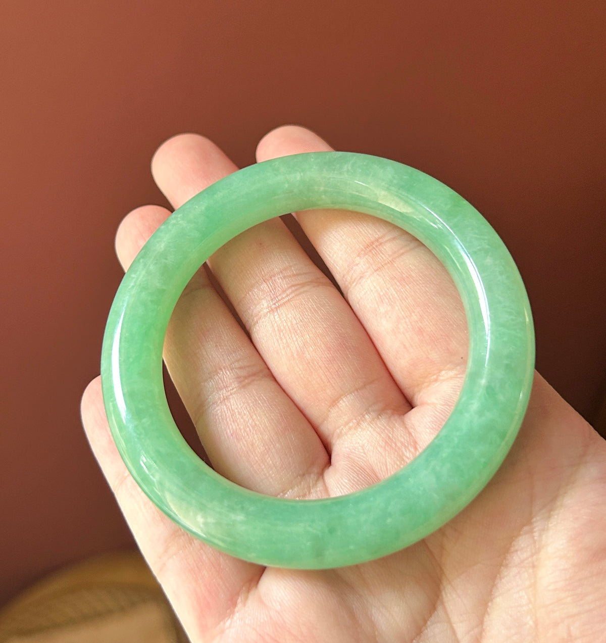 Natural Burmese Jadeite Bangle, Type A Jade, Vibrant Apple Green, Excellent Translucency, Fine Glutinous Texture 55mm