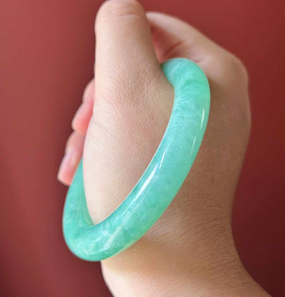 Natural Burmese Jadeite Bangle, Type A Jade, Vibrant Apple Green, Excellent Translucency, Fine Glutinous Texture 55mm