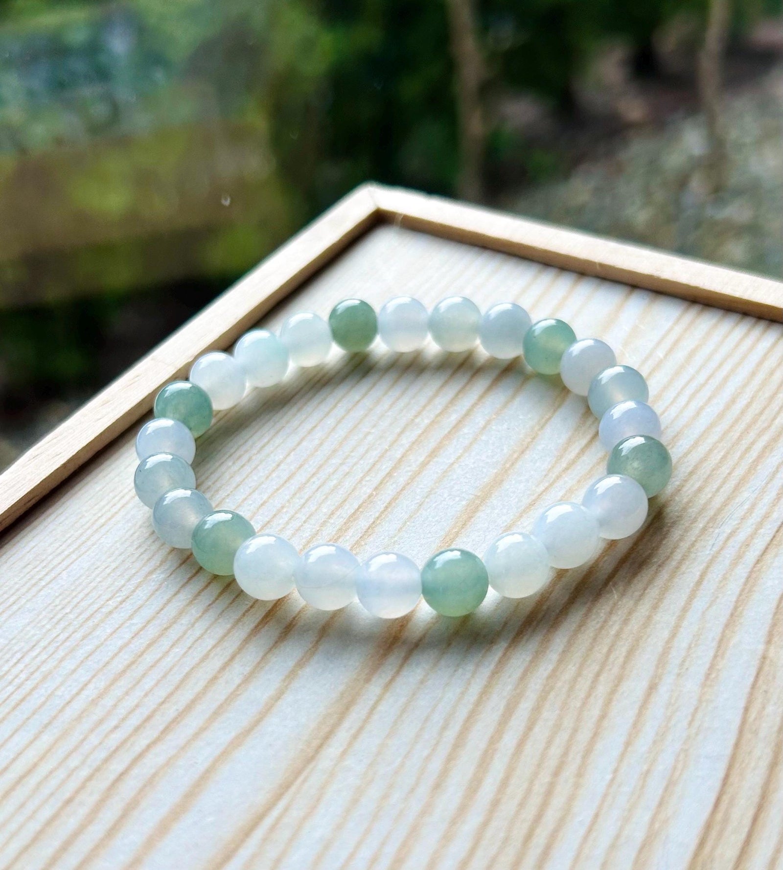 Certified Jadeite Jade Beaded Bracelet Jewelry Gift Authentic Untreated Highly Translucent Type A Burmese Icy Green and White 8.2mm FeiCui