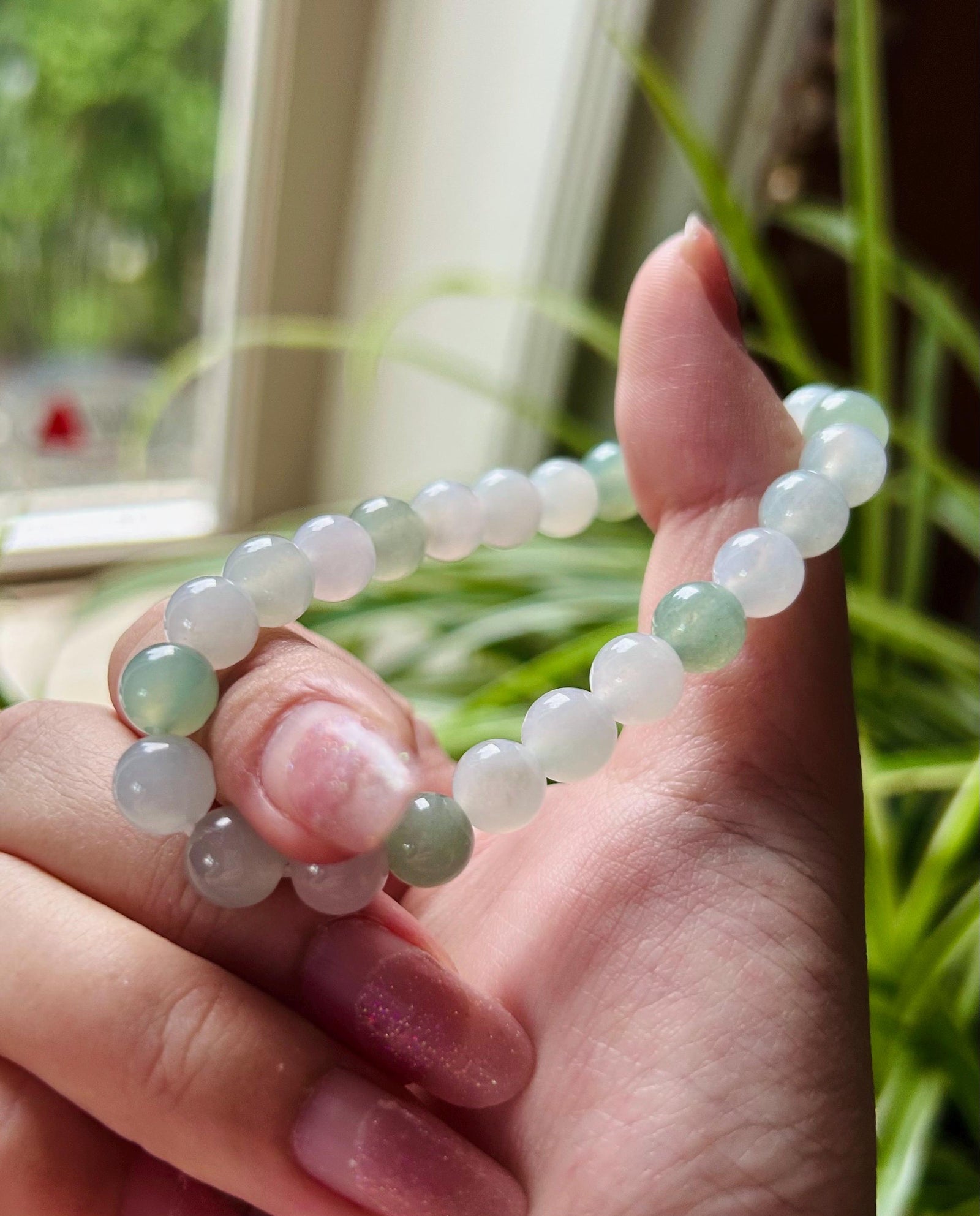 Certified Jadeite Jade Beaded Bracelet Jewelry Gift Authentic Untreated Highly Translucent Type A Burmese Icy Green and White 8.2mm FeiCui