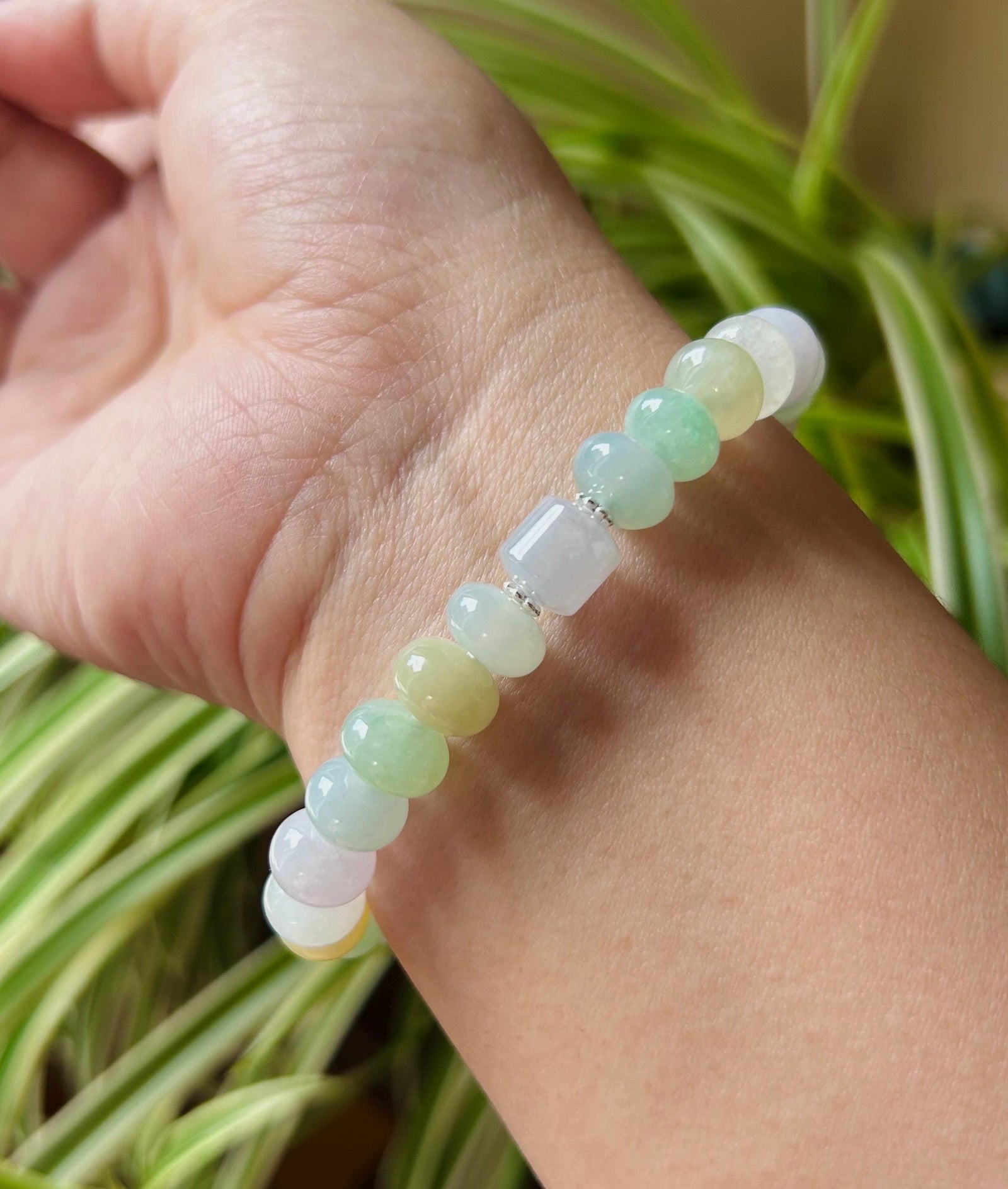Jadeite Jade Beaded Bracelet Jewelry Gift for Mom Natural Burmese Type A Icy Highly Translucent Jadeite Multi-color Spring Color 9mm Jade