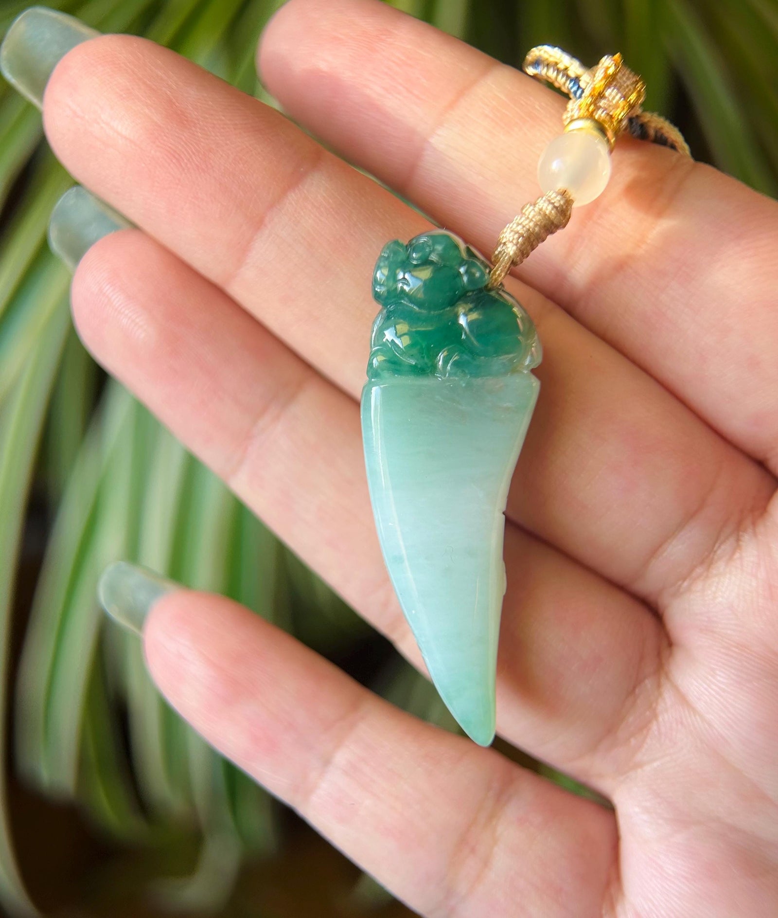 Jadeite Lion’s Fang Pendant Jewelry Handwoven Adjustable Necklace Natural Burmese Type A Translucent Icy Green Jade