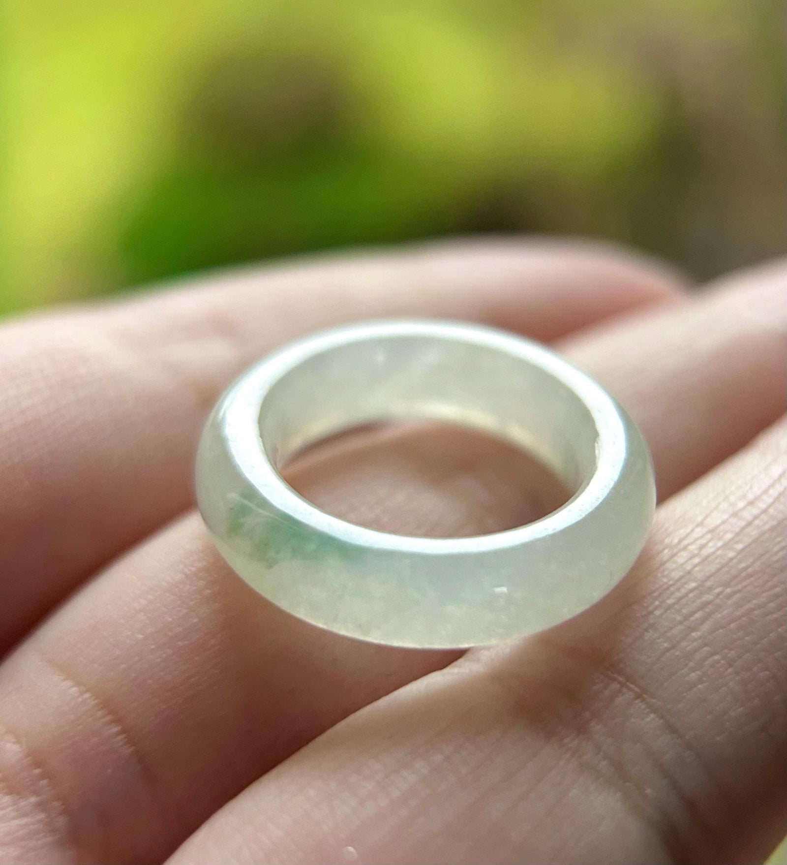 Natural Burmese Jadeite Ring – Untreated Type A fine glutinous White & Green Floral, US 4.5