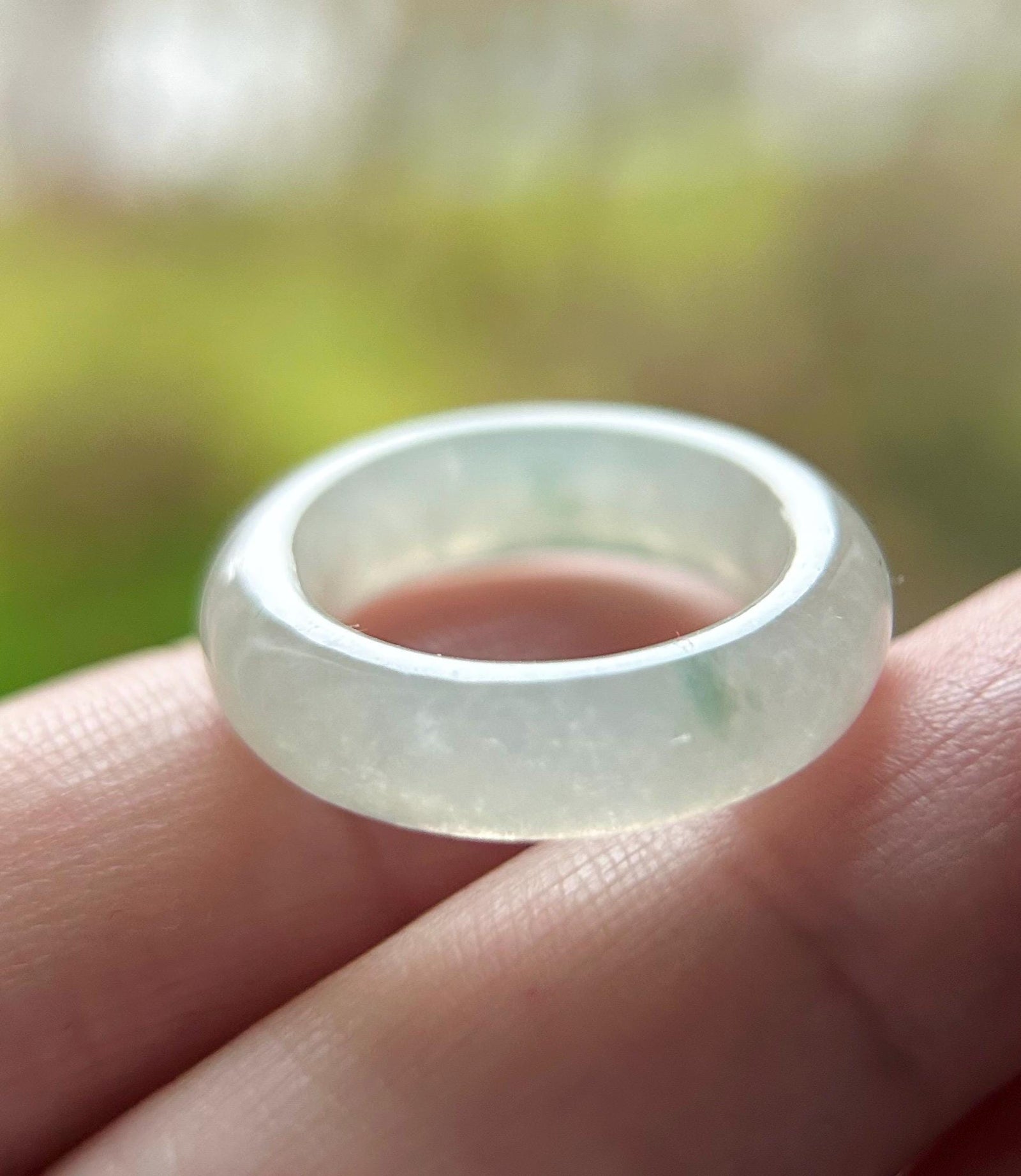 Natural Burmese Jadeite Ring – Untreated Type A fine glutinous White & Green Floral, US 4.5