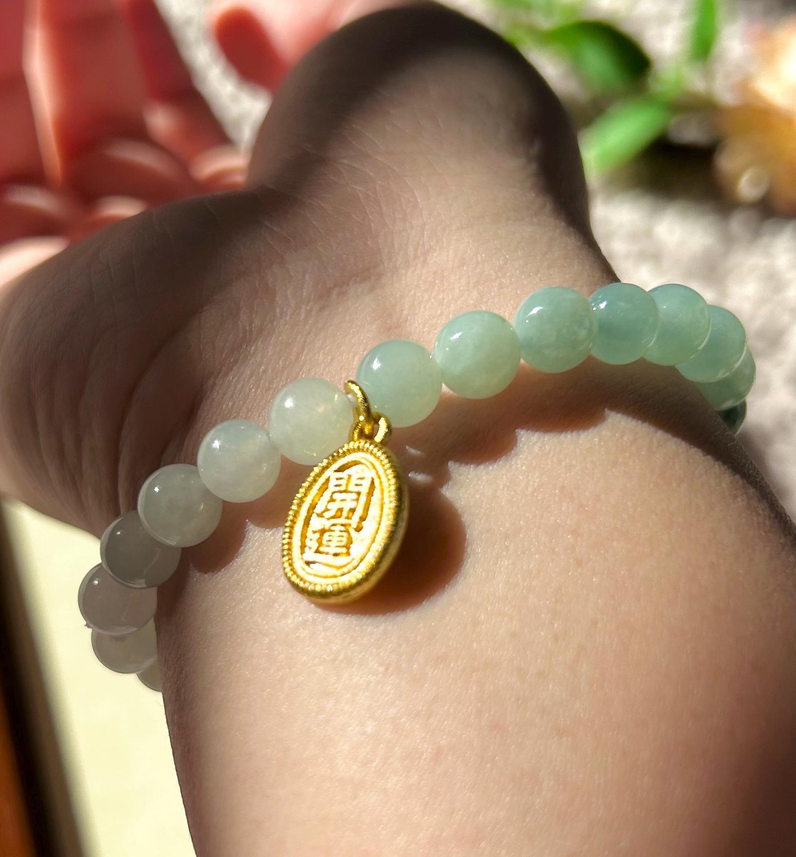 Natural Jadeite Beaded Bracelet Burmese Type A Translucent Icy Green & White Gradient Color Jade 7.3mm