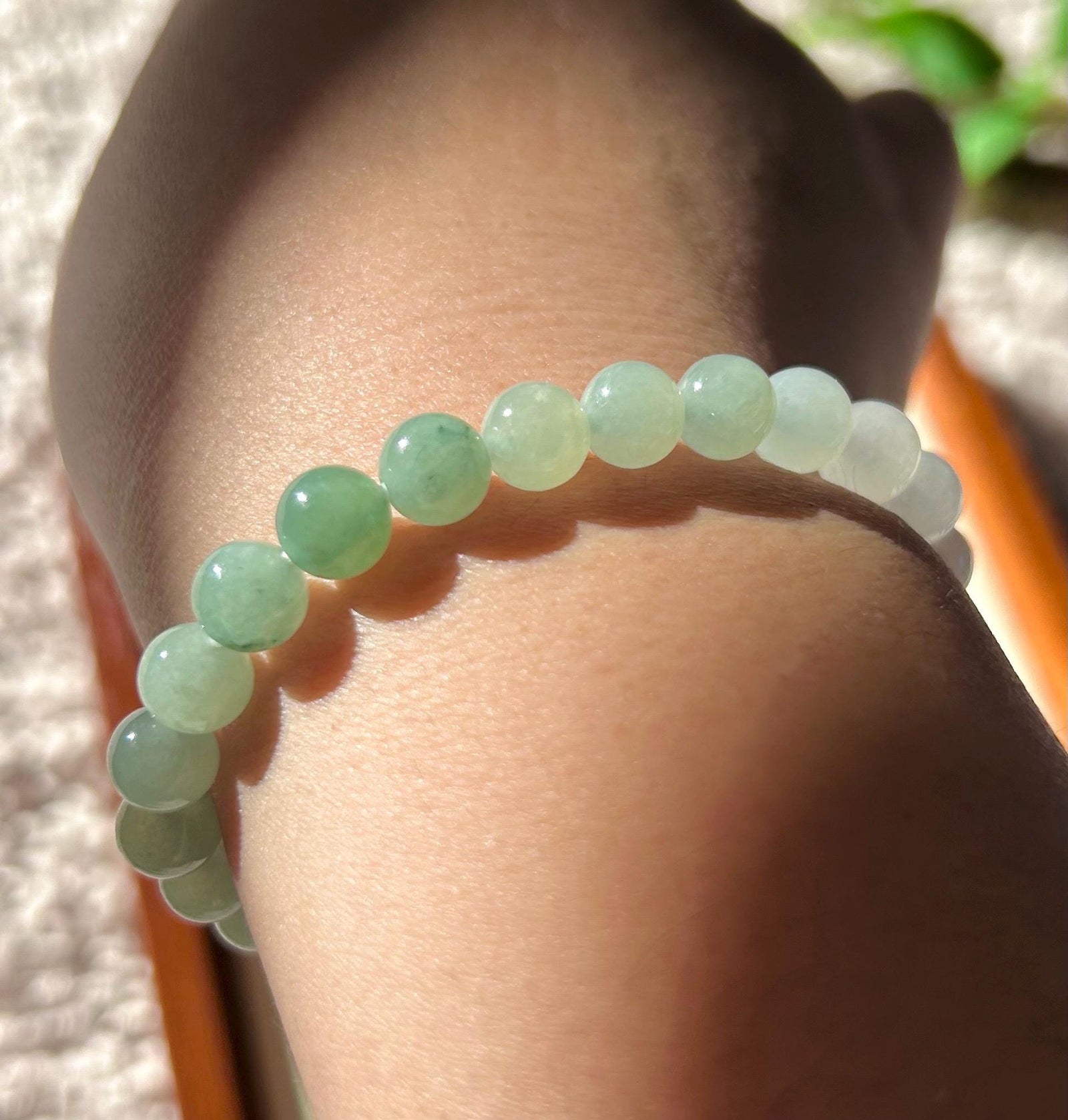 Natural Jadeite Beaded Bracelet Burmese Type A Translucent Icy Green & White Gradient Color Jade 7.3mm