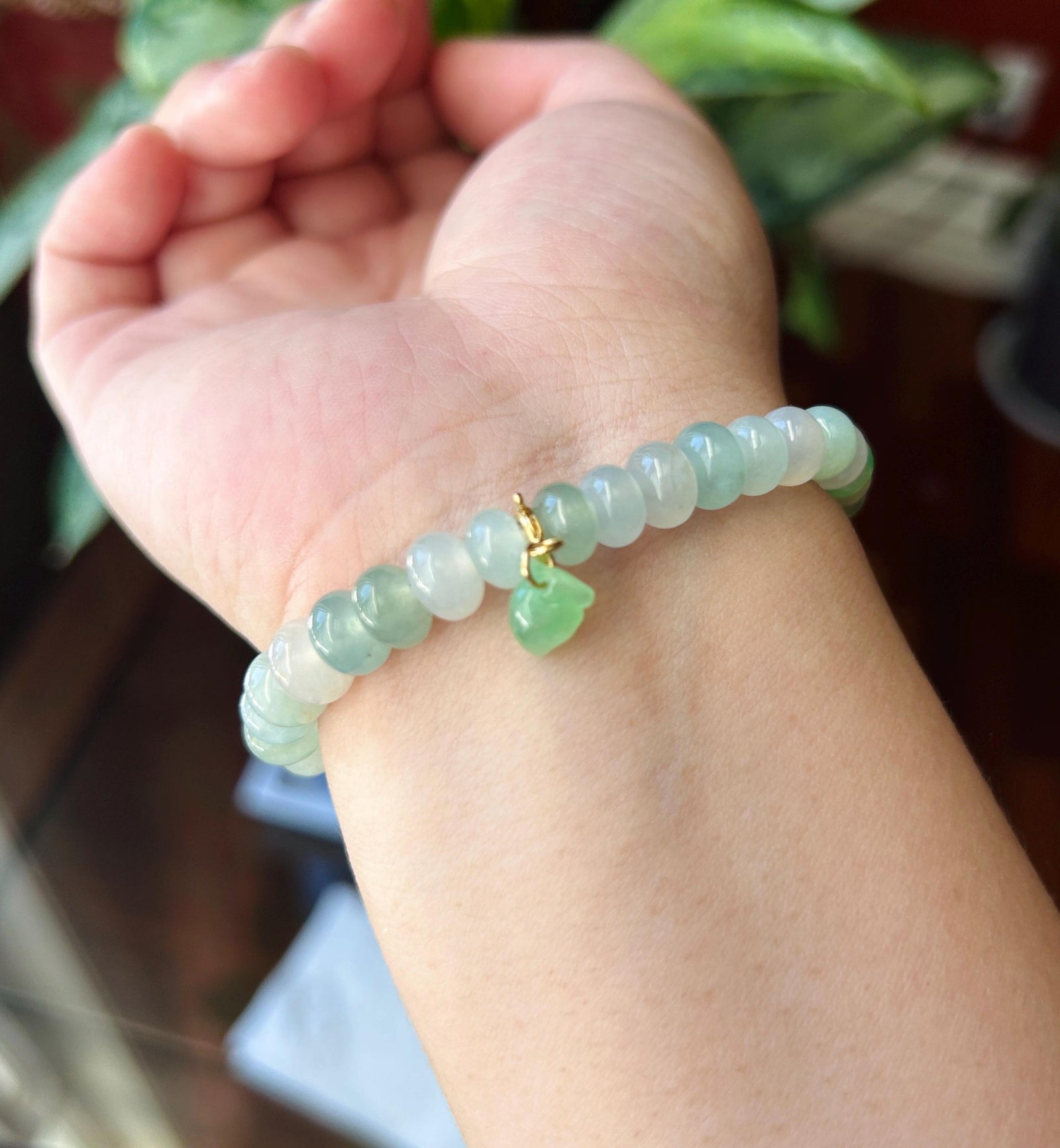 Natural Jadeite Beaded Bracelet Burmese Type A Highly Translucent Fine Icy Macaron Pale Icy Green Jade 8mm Minimalist Jewelry