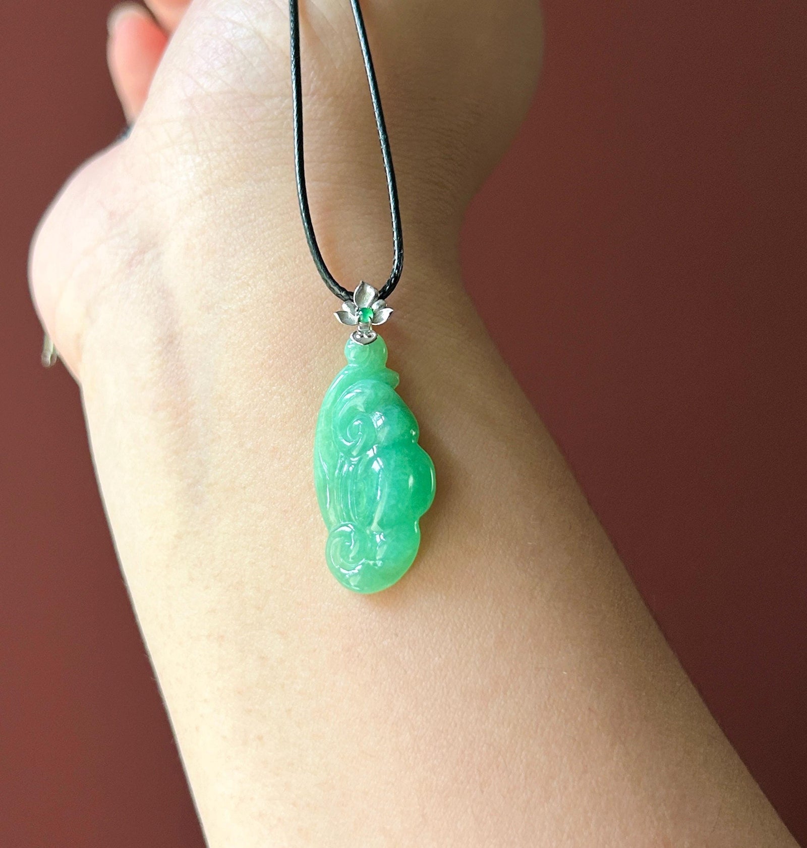 Certified Natural Jadeite RuYi Pendant | Burmese Type A Icy Gelatinous Vivid Apple Green Jade, 18k Solid Gold