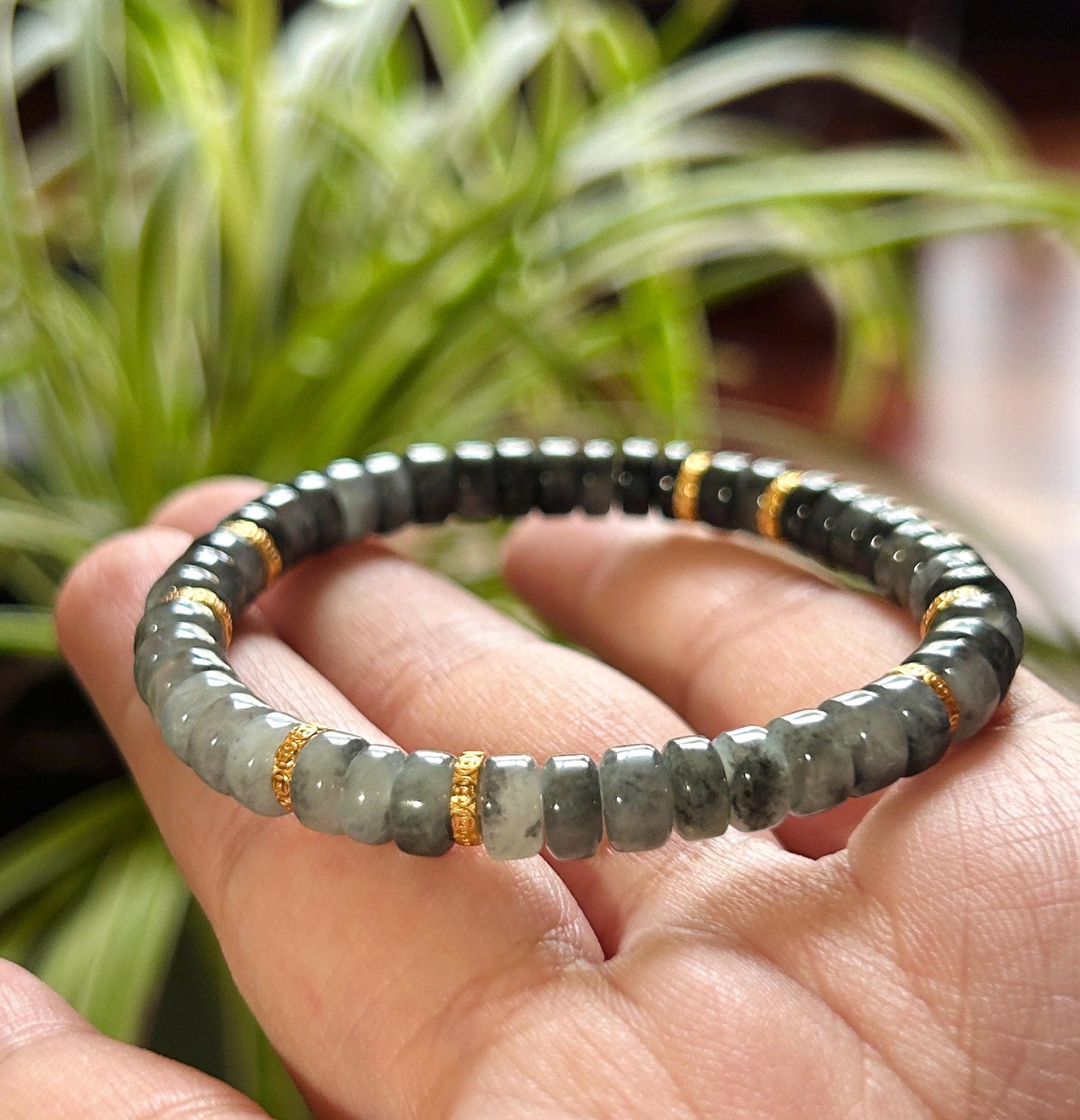 Natural Jadeite Beaded Bracelet | Burmese Type A Translucent Icy Wuji Black & Misty Gray Gradient Jade | 7.4mm