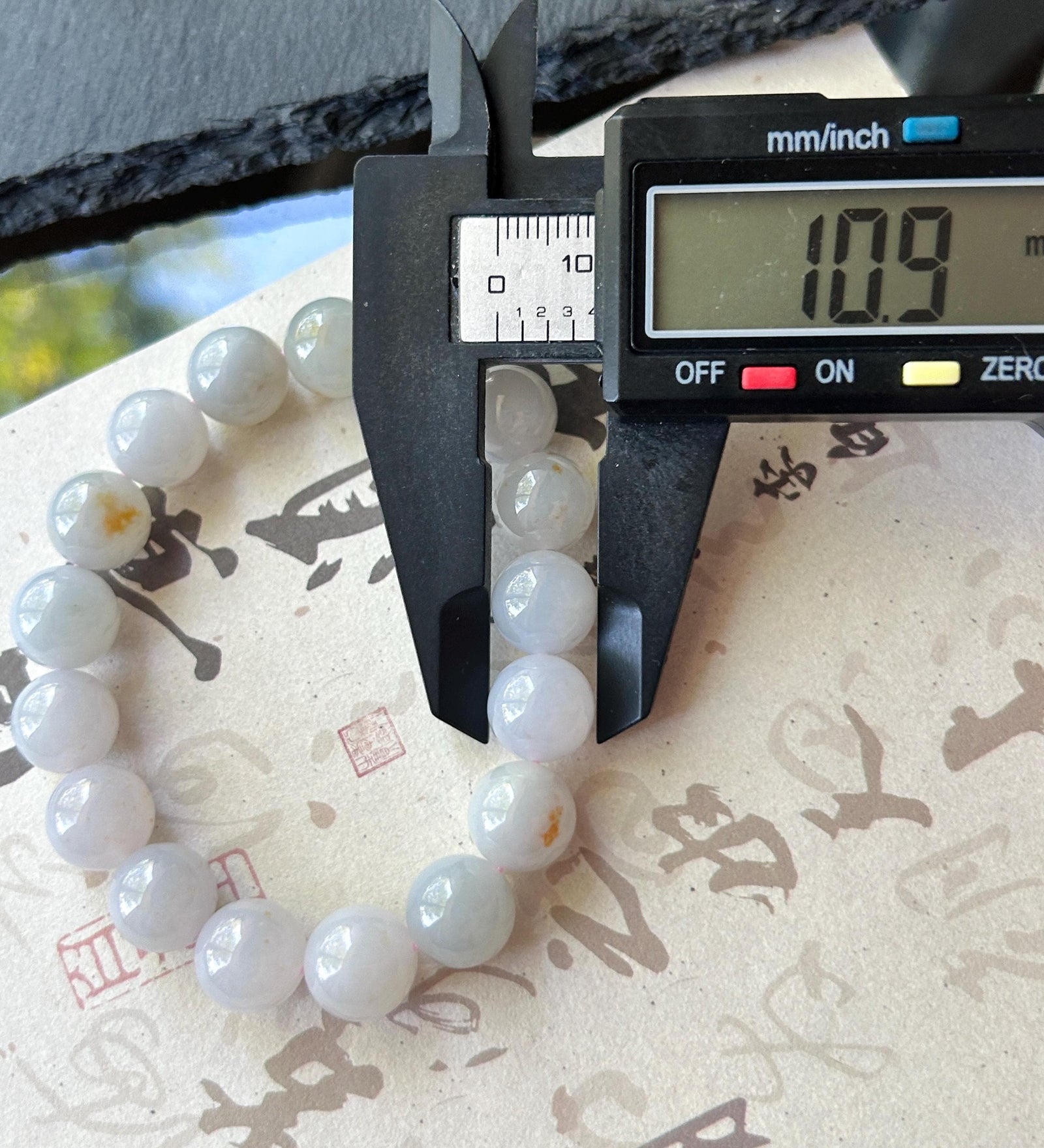 Natural Jadeite Beaded Bracelet Burmese Type A Untreated Icy Glutinous Pale Lavender & Red Floral Jade 11mm Beads
