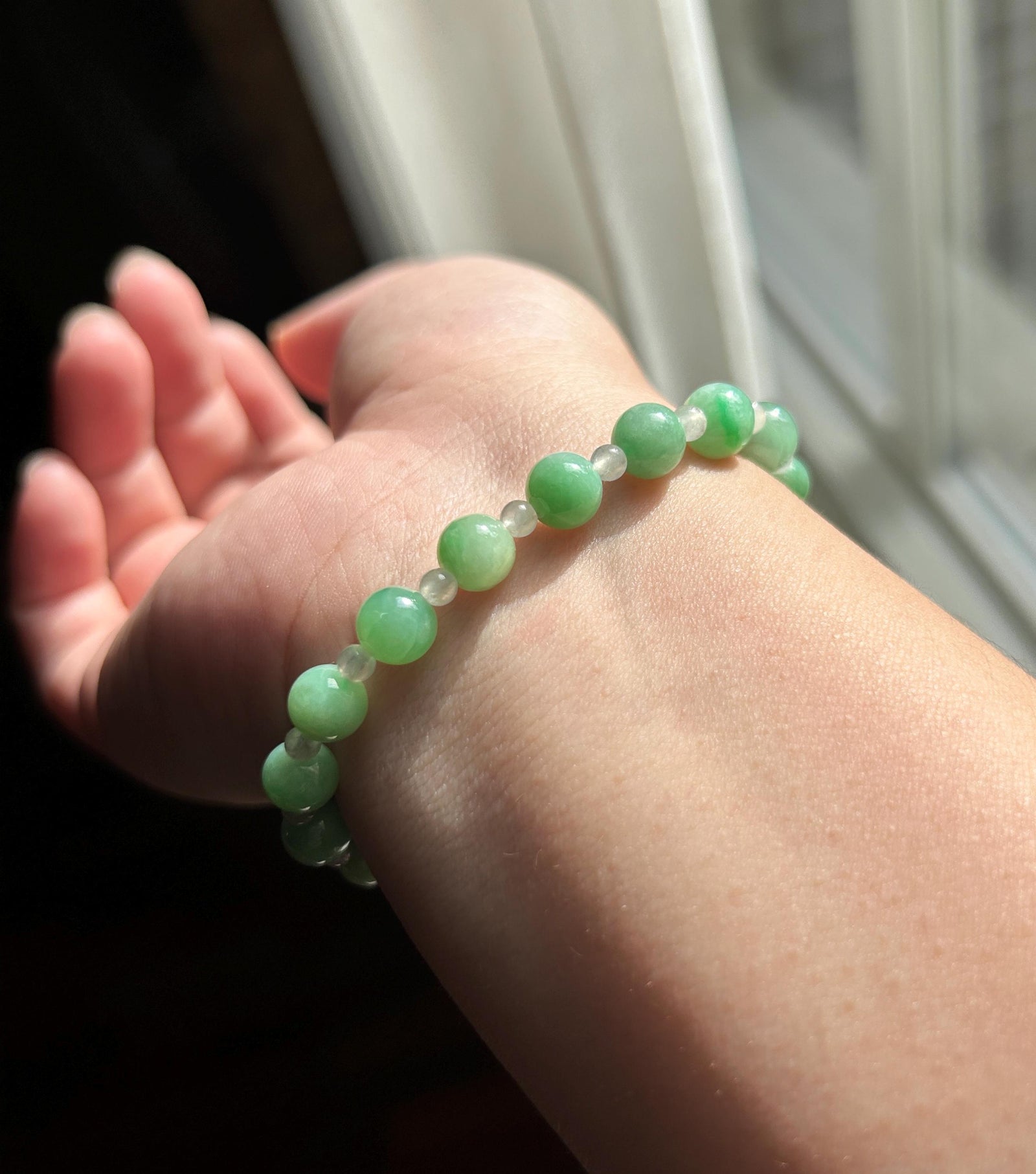 Natural Jadeite Beaded Bracelet – Burmese Type A Translucent Icy Apple Green & White Jade, 7.2mm, Minimalist Jewelry