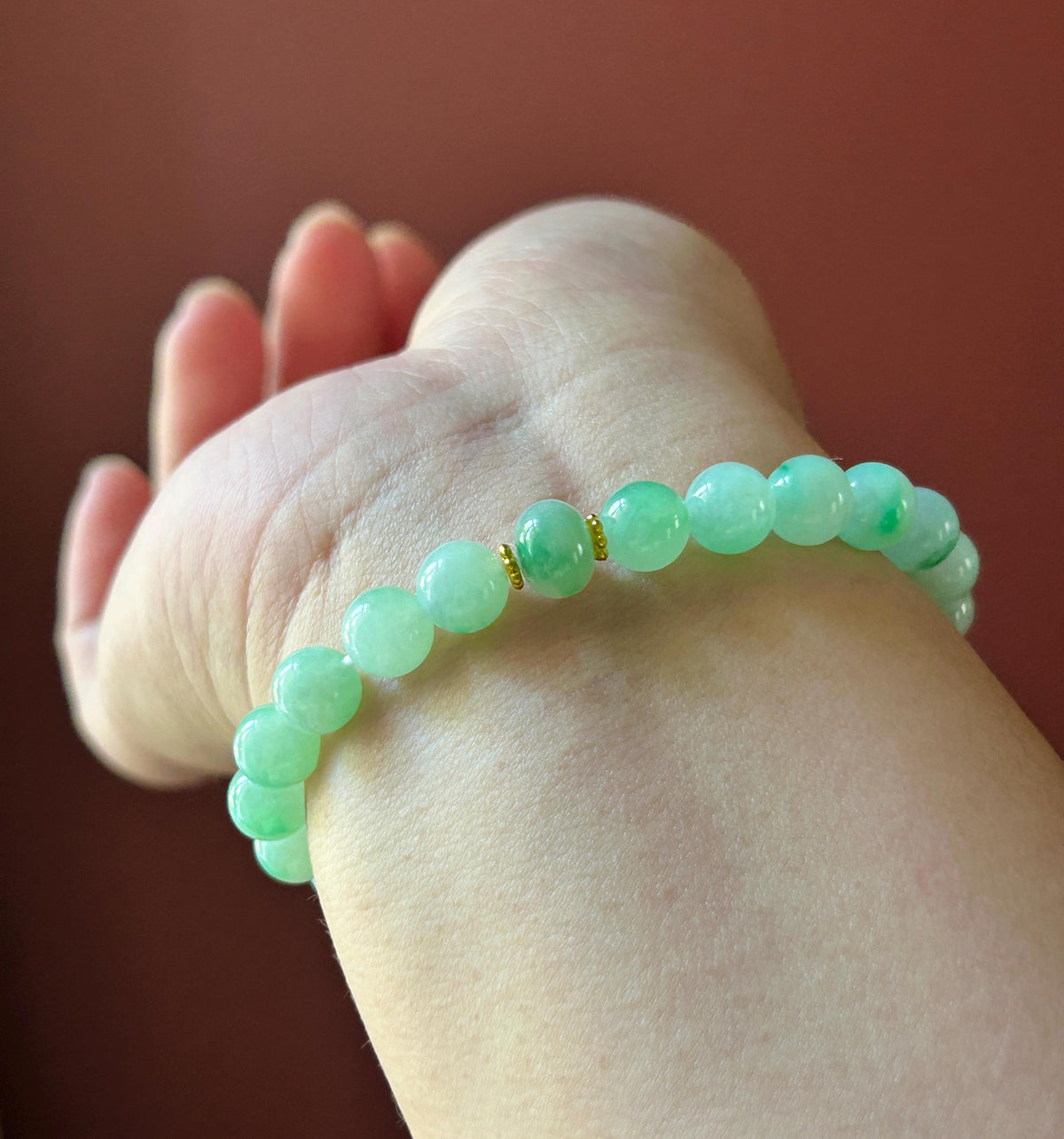 Natural Jadeite Beaded Bracelet, Burmese Type A Highly Translucent Icy Apple Green & Vivid-Green Floral Jade Beads, 7.6mm