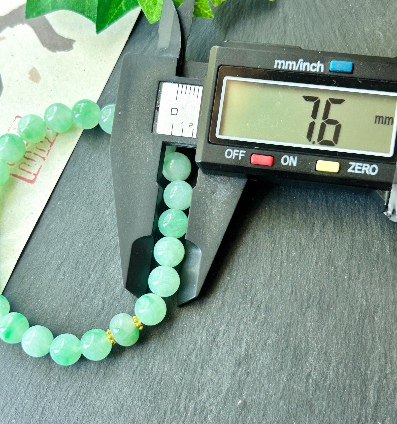 Natural Jadeite Beaded Bracelet, Burmese Type A Highly Translucent Icy Apple Green & Vivid-Green Floral Jade Beads, 7.6mm