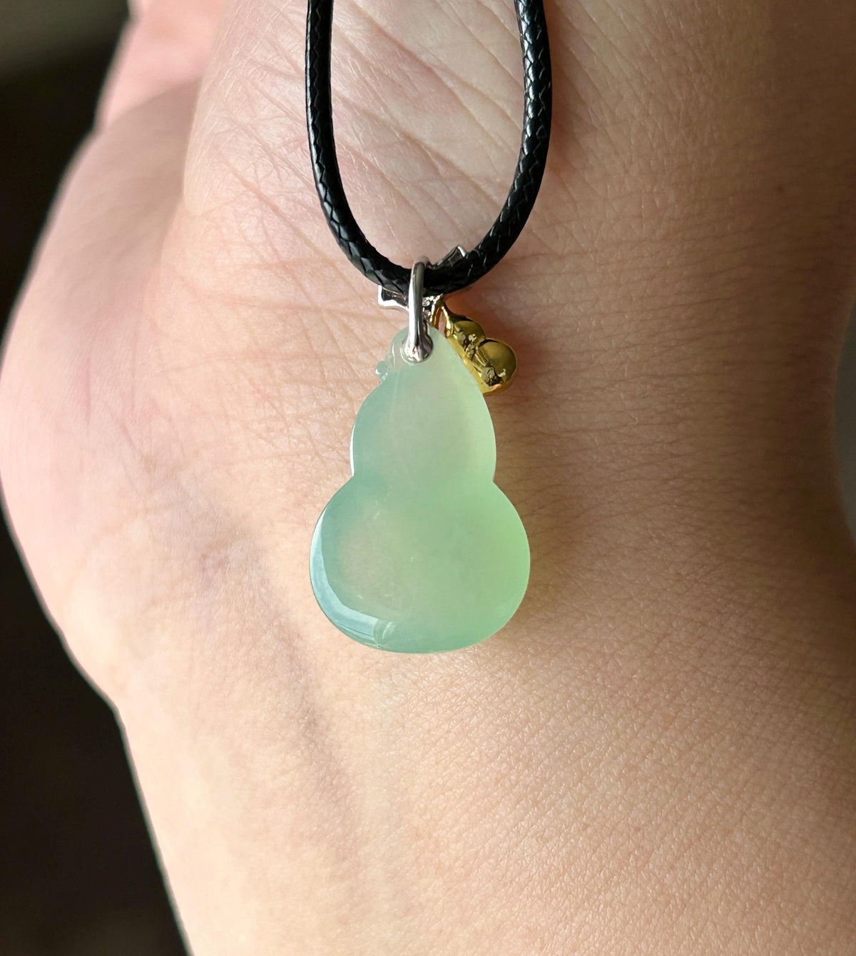 Certified Natural Jadeite Gourd Pendant High-End Burmese Type A Highly Translucent Icy Sweet Apple Green Jade Hulu, 18k Solid Gold, Diamonds