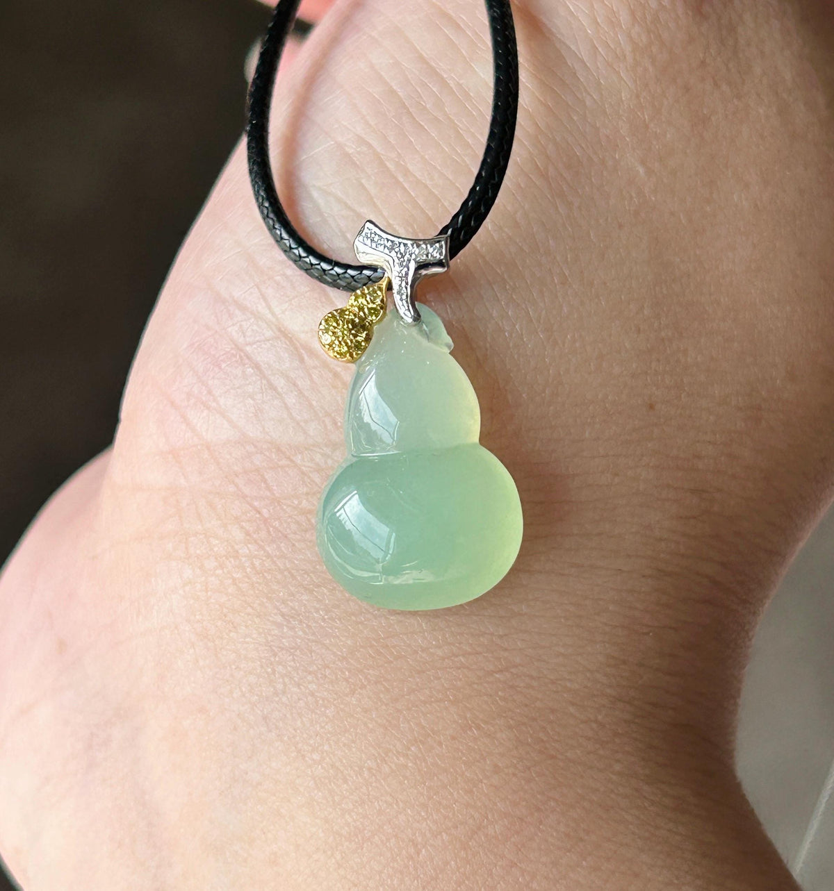 Certified Natural Jadeite Gourd Pendant High-End Burmese Type A Highly Translucent Icy Sweet Apple Green Jade Hulu, 18k Solid Gold, Diamonds