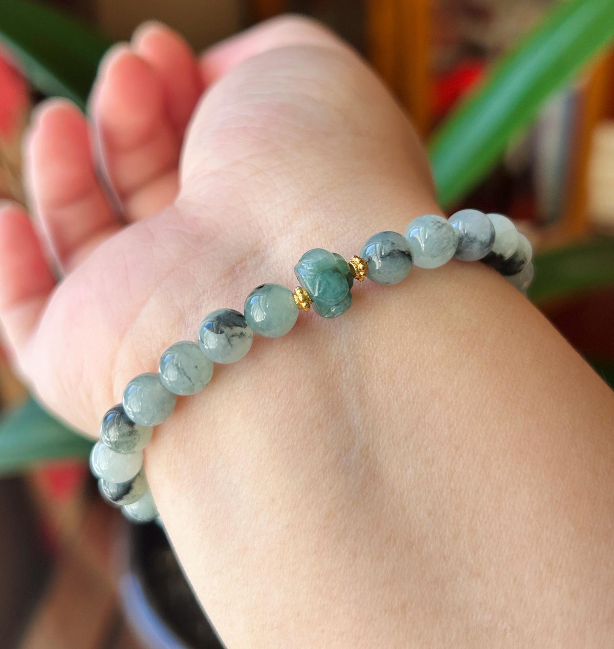 Natural Jadeite Beaded Bracelet, Burmese Type A Icy-Translucent Pale Green Base, Ink-Wash Landscape Wuji Jade, 6.8mm