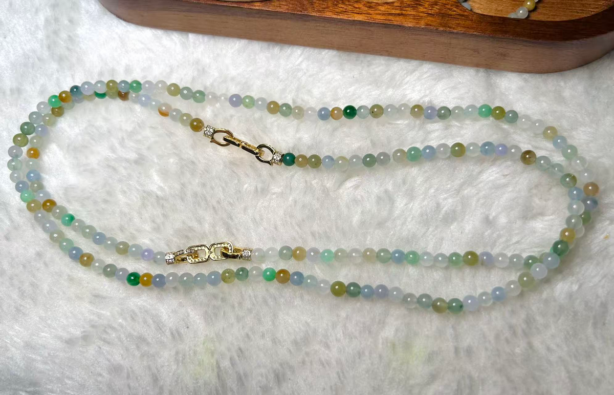 Convertible jadeite necklace and bracelet set connected as a long necklace